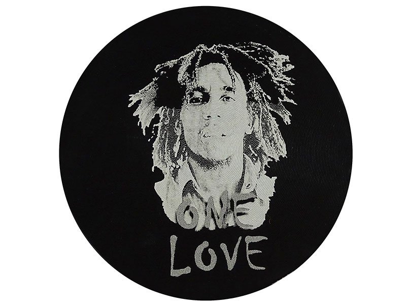 grinder bob marley 4 tlg schwarz 37 x 50 mm einzeln~3 grinder bob marley 4 tlg schwarz 37 x 50 mm einzeln~3